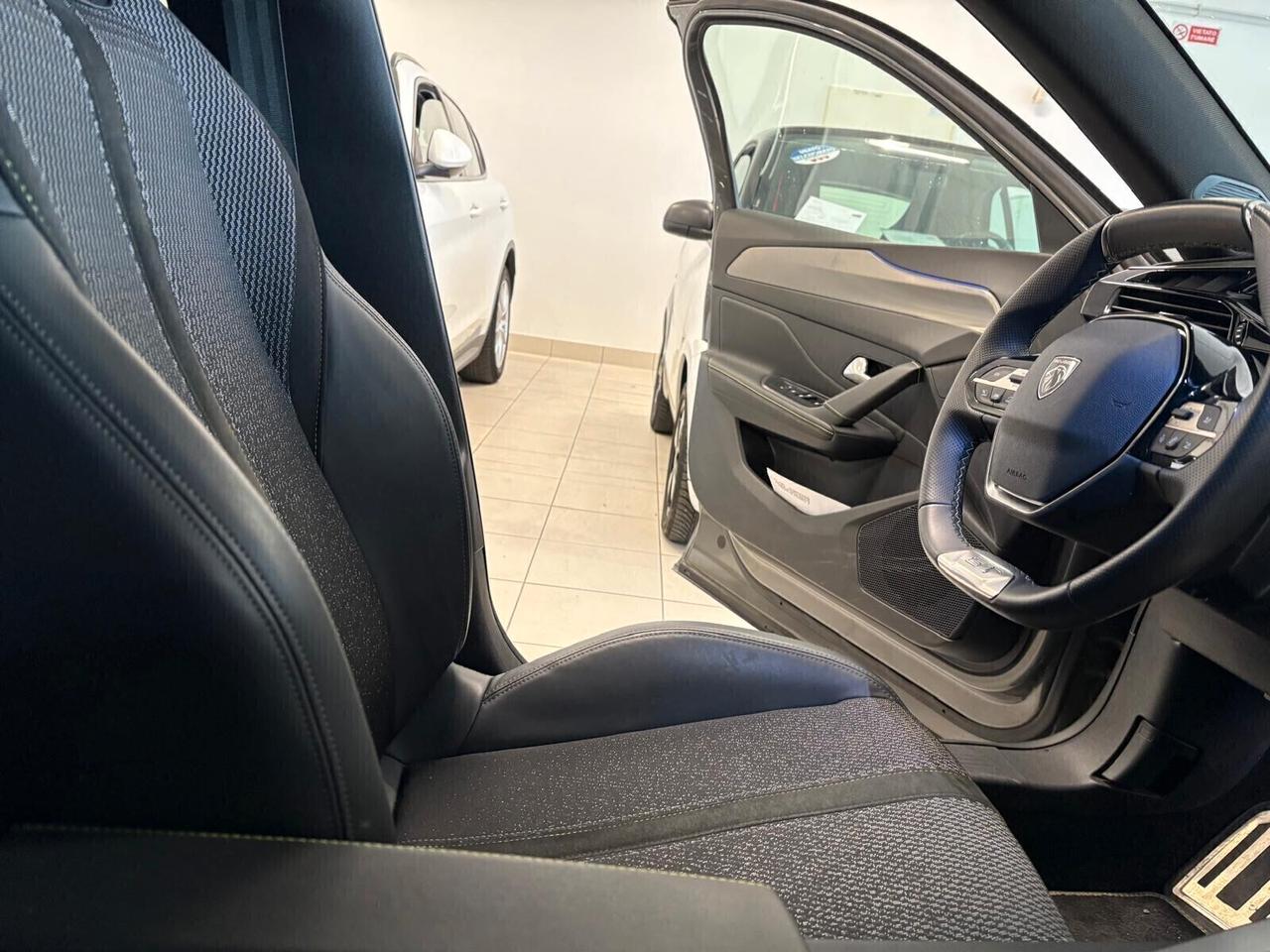 Peugeot 408 GT Hybrid 145 e-DCS6 SPOTICAR