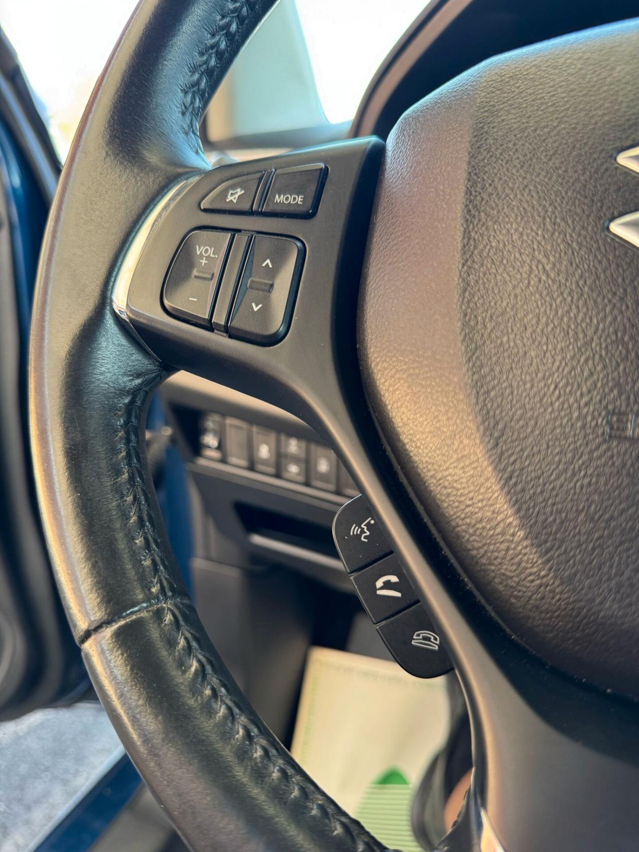 Suzuki Baleno 1.2 Hybrid Top