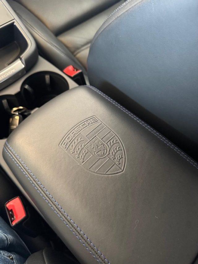 PORSCHE Macan 2.0 T //TETTO//21//BOSE//