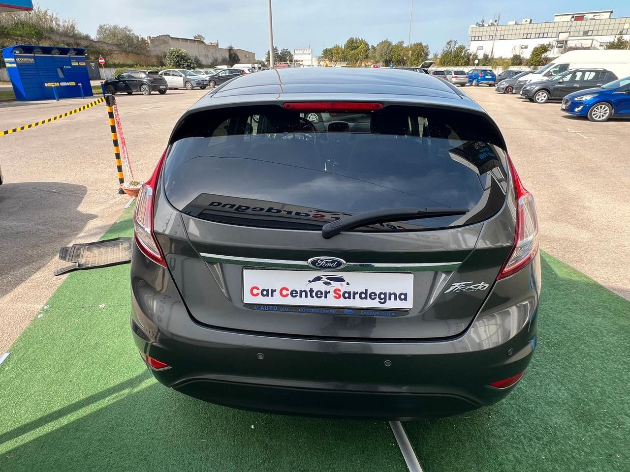 Ford Fiesta 1.5 TDCi 75CV 5 porte Titanium