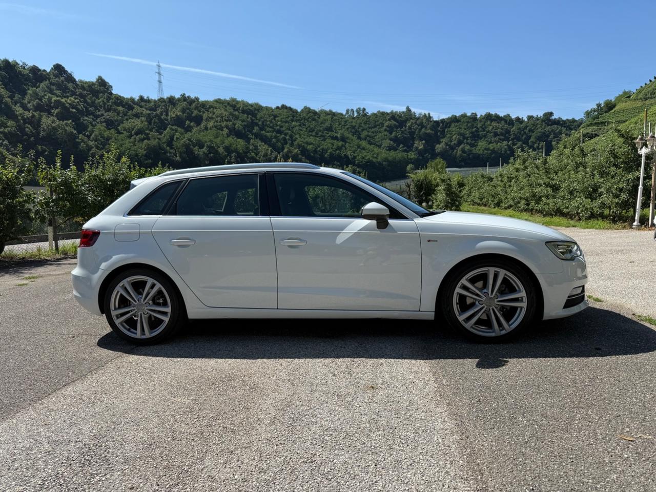 Audi A3 SPB 2.0 TDI Ambiente