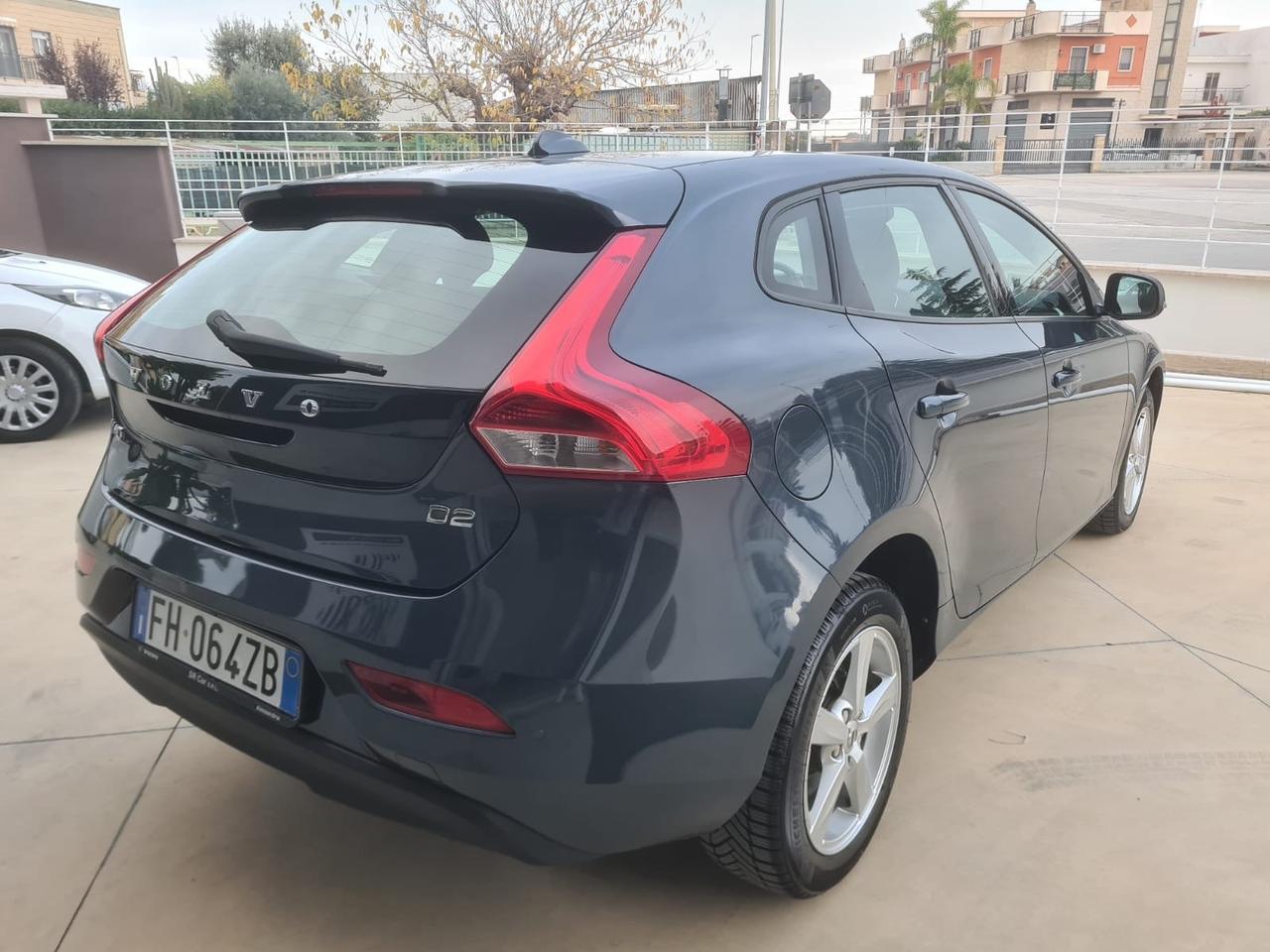 Volvo V40 D2 Business