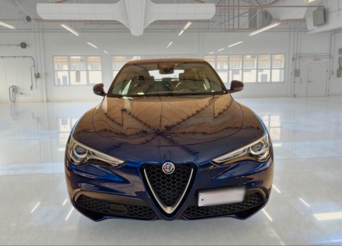 Alfa Romeo Stelvio 2.2 Turbodiesel 190 CV AT8 Q4 Business