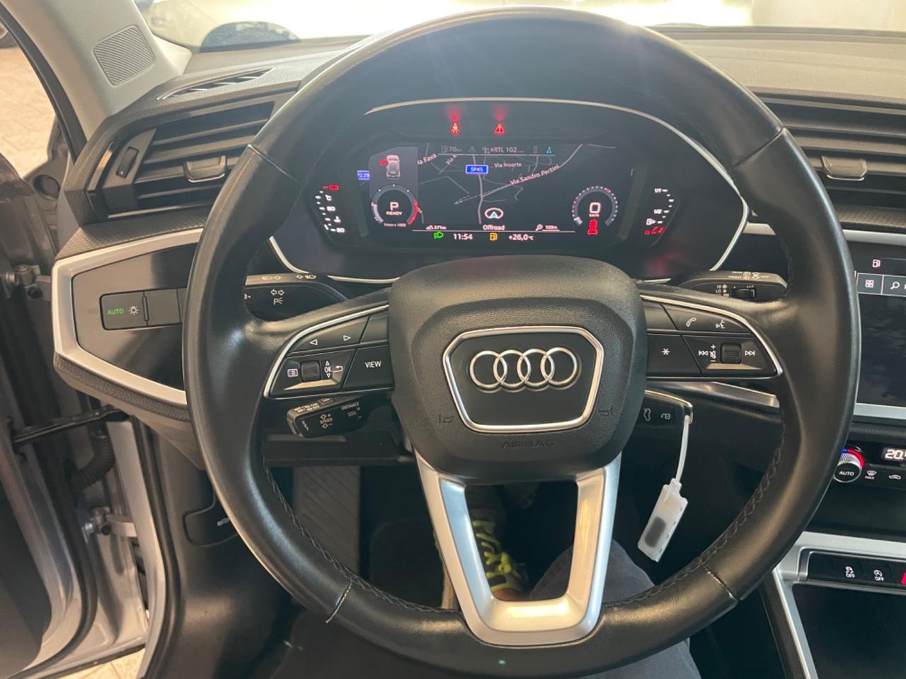 Audi Q3 35 TDI S tronic Business