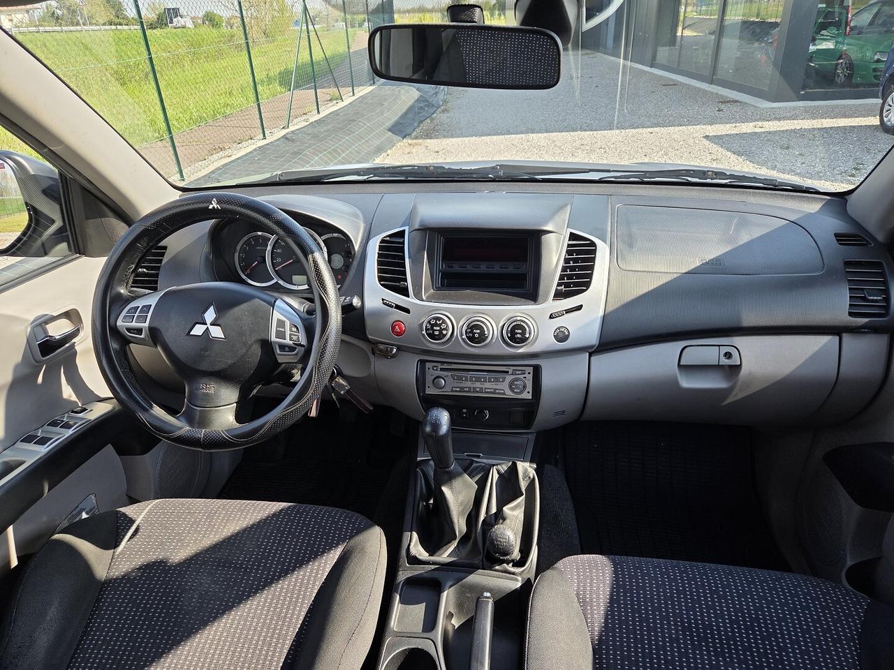 MITSUBISHI L200 DOPPIA CABINA