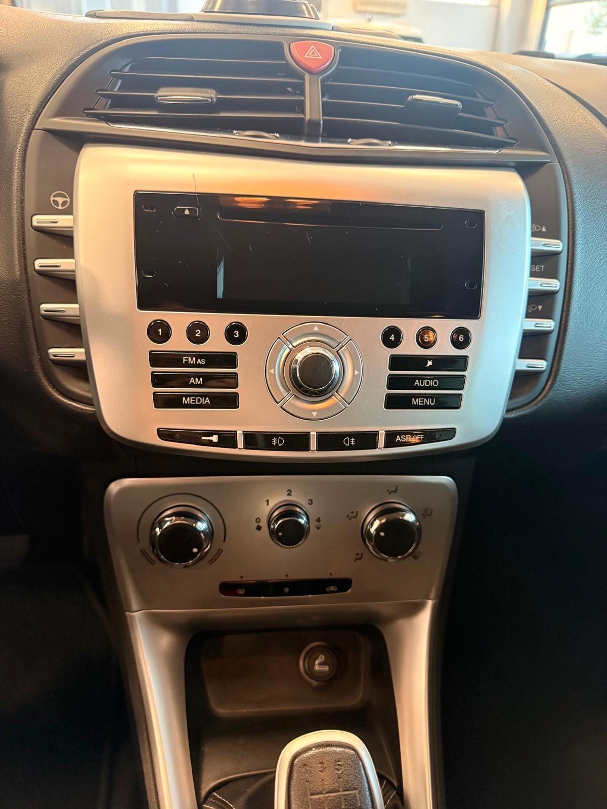 Lancia Delta 1.6 MJT DPF Oro