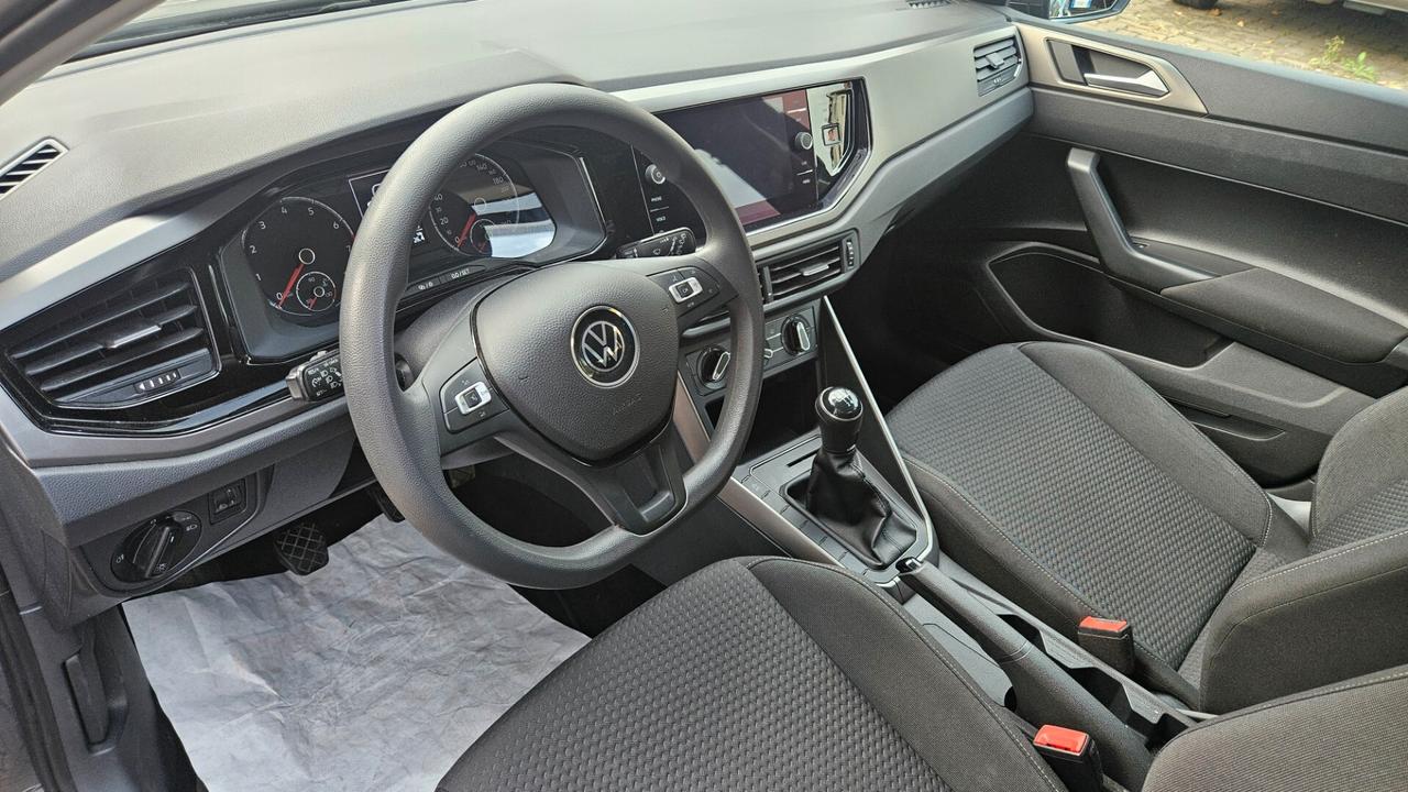 Volkswagen Polo 5p 1.0 evo Comfortline 80cv NAVY-CRUISE-CARPL