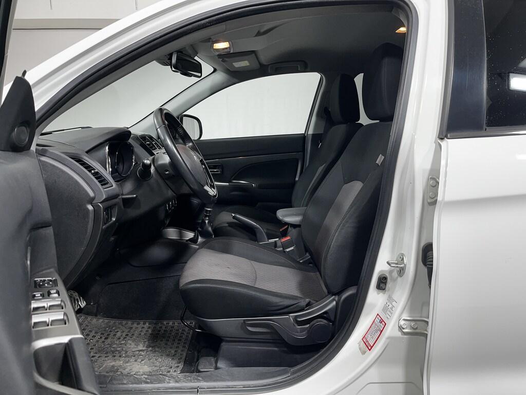 Mitsubishi ASX 1.6 Intense navi 4wd my18