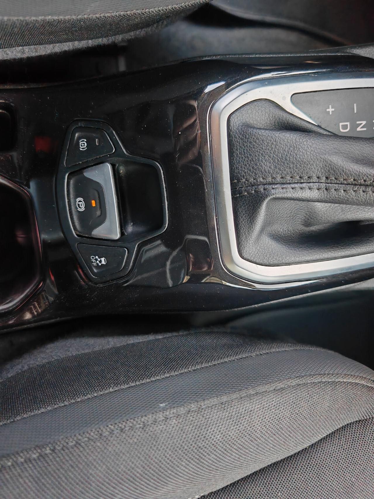 Jeep Renegade 1.3 T4 190CV PHEV 4xe AT6 Business Plus