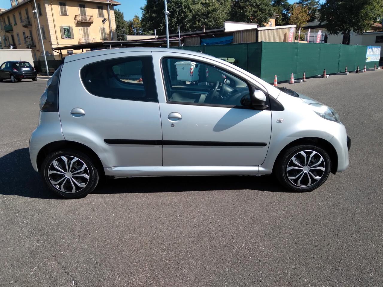 Citroen C1 1.4 HDi 55CV 5 porte BAC1 x neopatentati