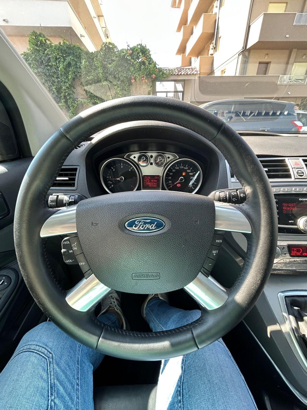 Ford Kuga Kuga+ 2.0 TDCi 136 CV 4WD DPF