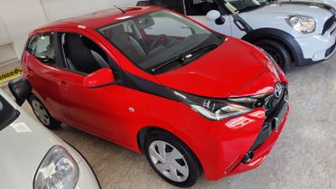 Toyota Aygo 1.0 VVT-i 69 CV 5 Porte x-cool Euro 6