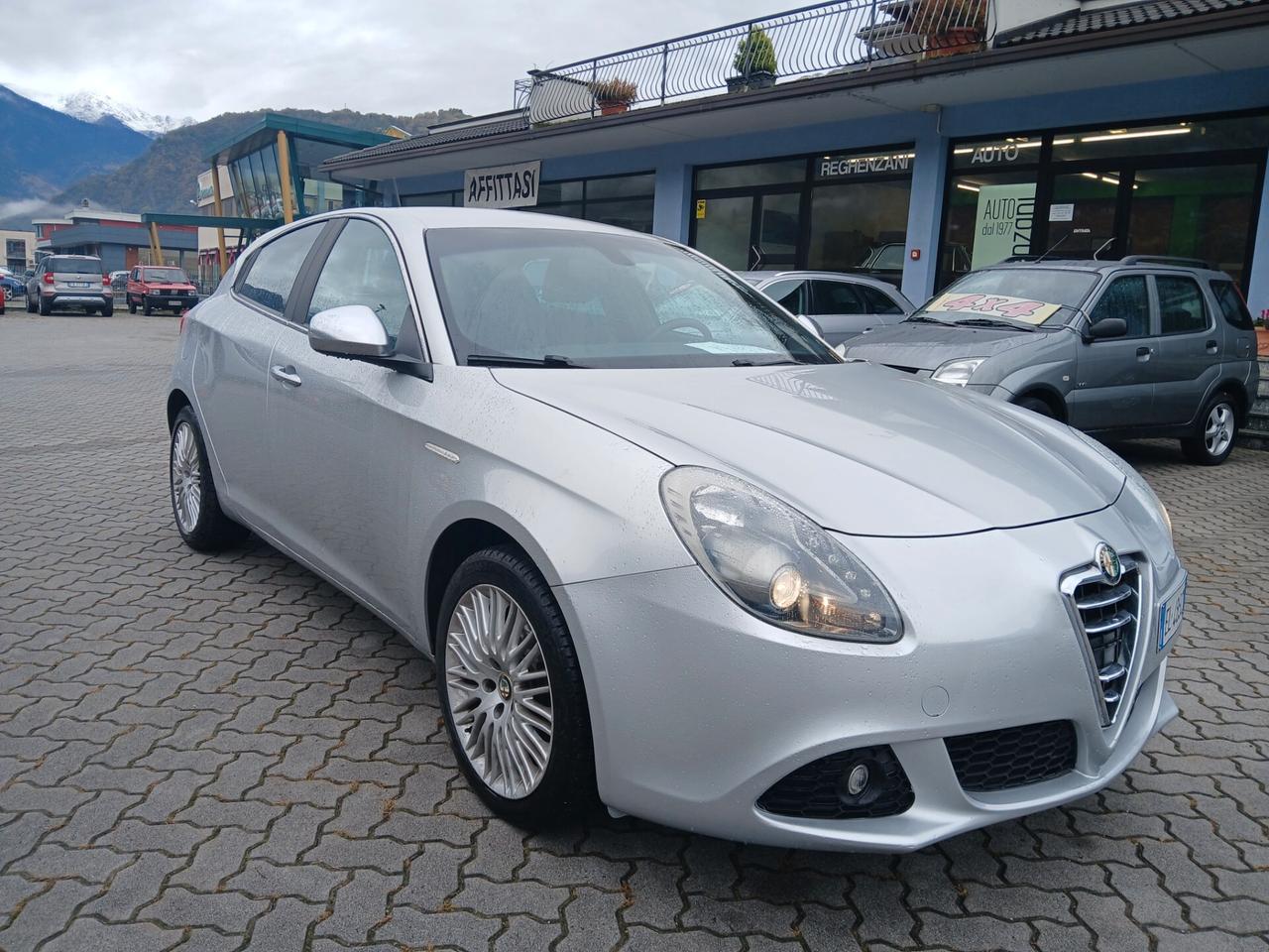 Alfa Romeo Giulietta 1.6 JTDm-2 105 CV Distinctive