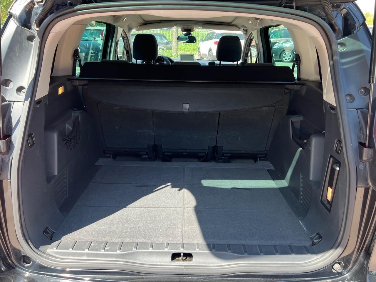 Peugeot 5008 1.6 HDi 112CV Allure