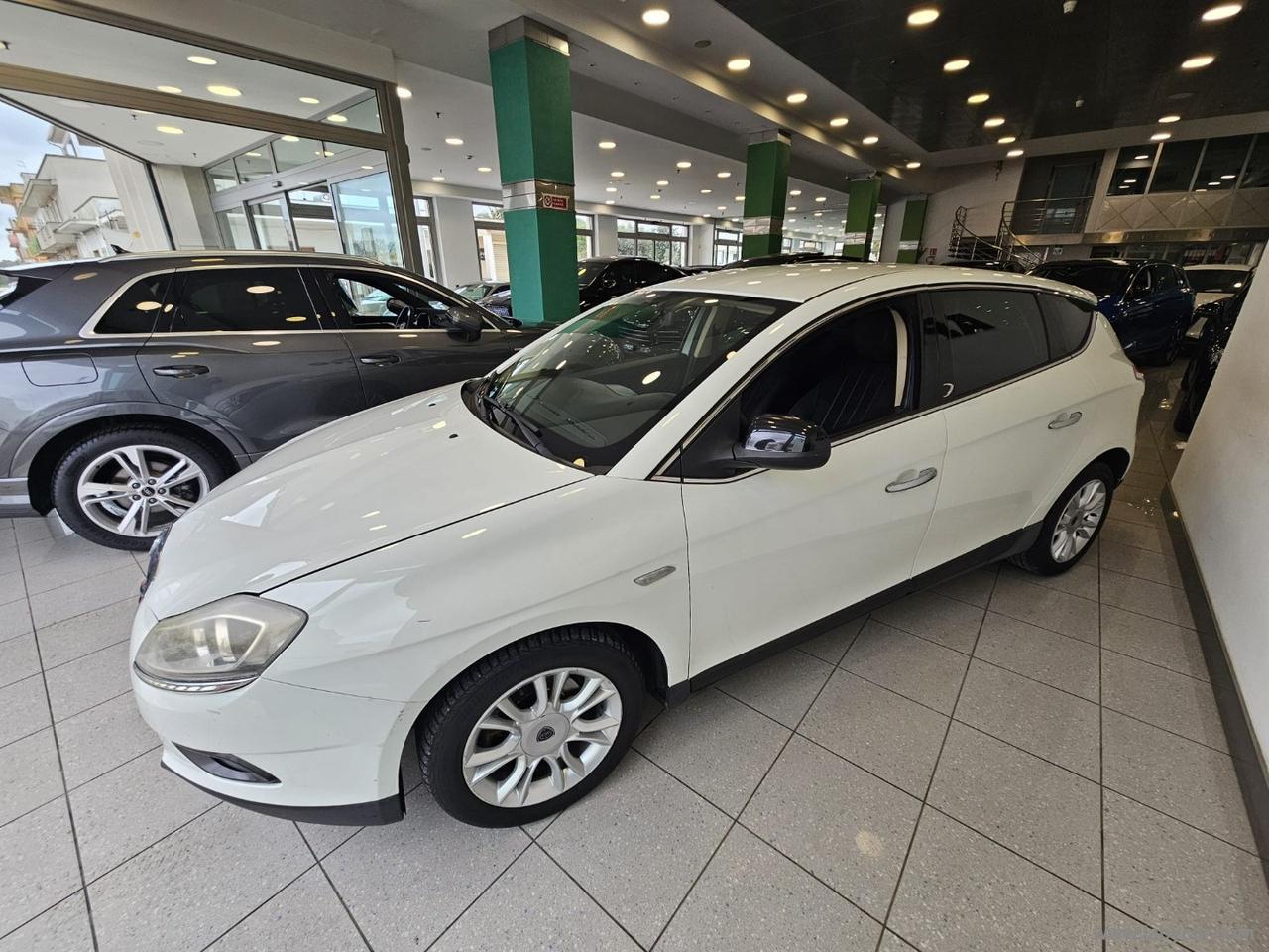 LANCIA Delta 1.6 MJT Platino