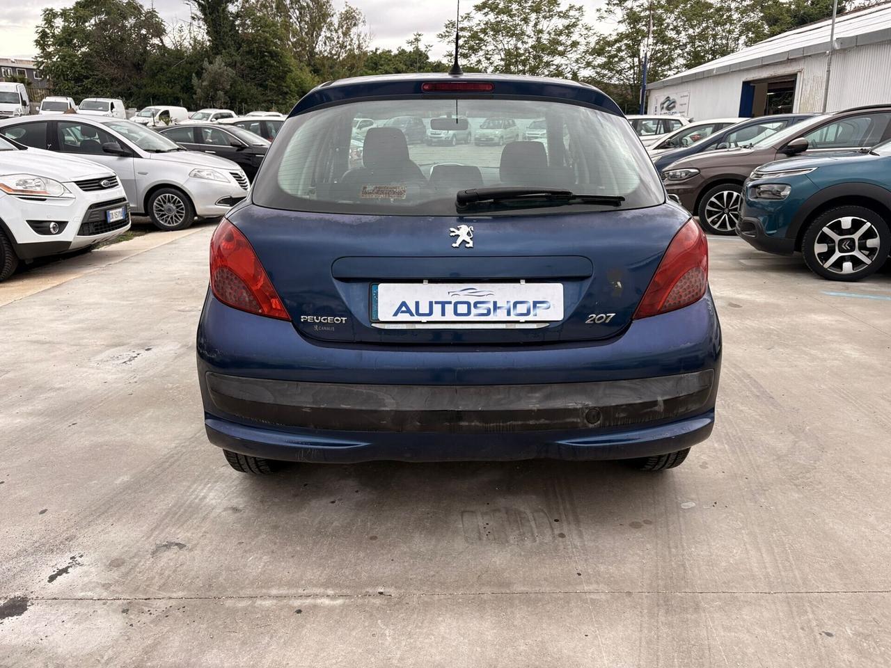Peugeot 207 1.4 HDi 70CV 5p. XT