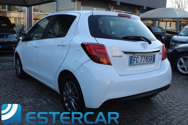 TOYOTA Yaris 1.0 5 porte