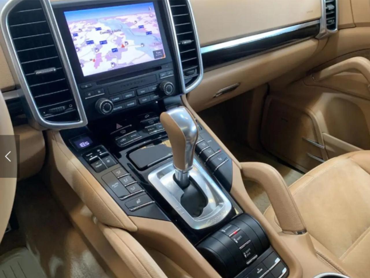 Porsche Cayenne 3.0 S E-Hybrid Perfetta