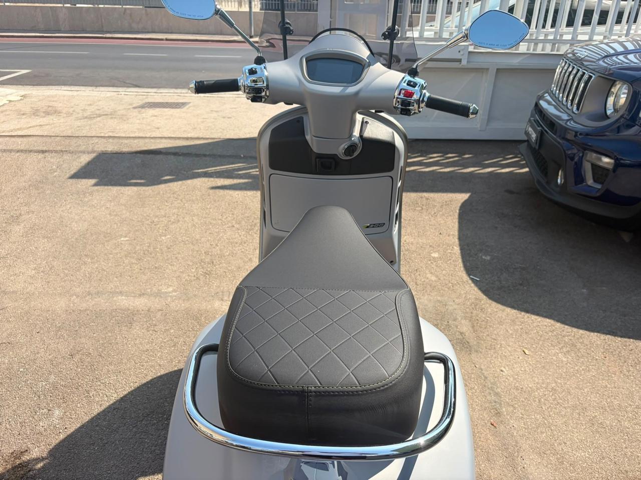 Piaggio Vespa 300 GTS SUPERTECH