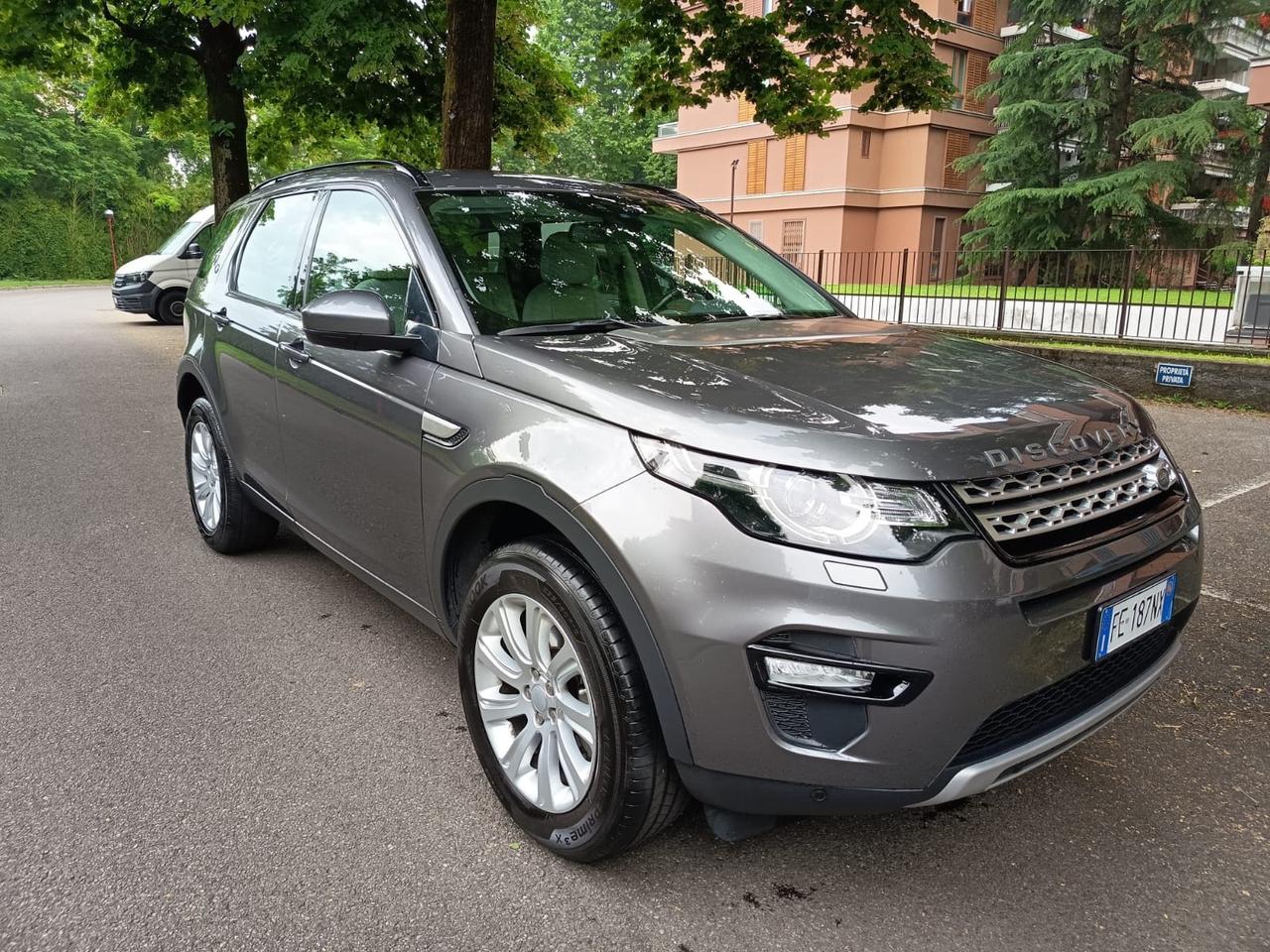 Land Rover Discovery Sport Discovery Sport 2.0 TD4 150 CV Auto Premium Business Edition. 4X4