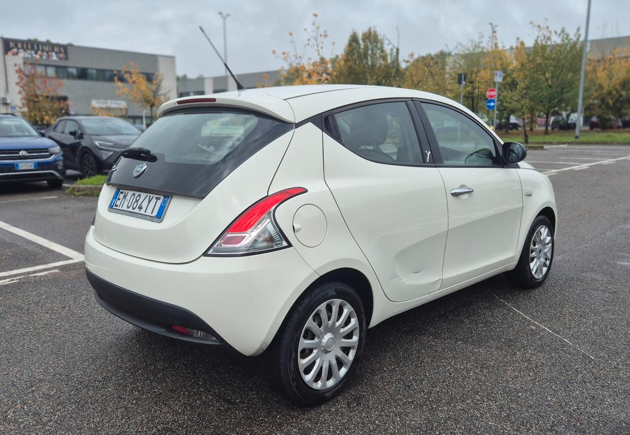 Lancia Ypsilon 1.2 69 CV 5 porte S&S