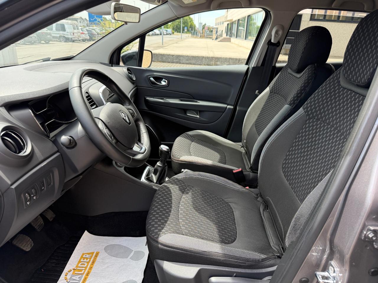 Renault Captur dCi 90 CV Energy Intens, EURO 6B, OK NEOPATENTATI