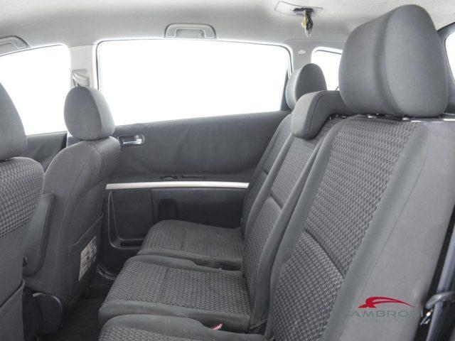 TOYOTA Corolla Verso 2,2 16V D-4D MY'08 - PER OPERATORI DEL SETTO