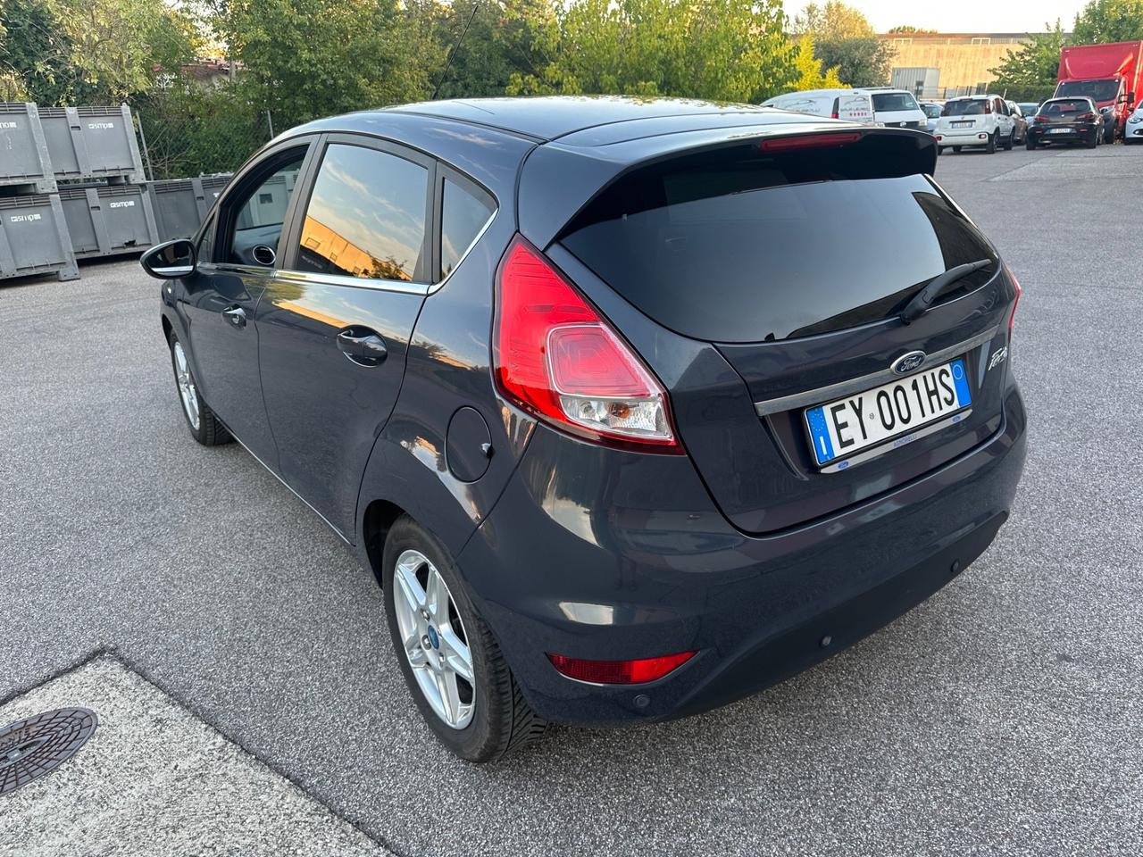 Ford Fiesta 1.5 TDCi 75CV 5 porte Neopatentati