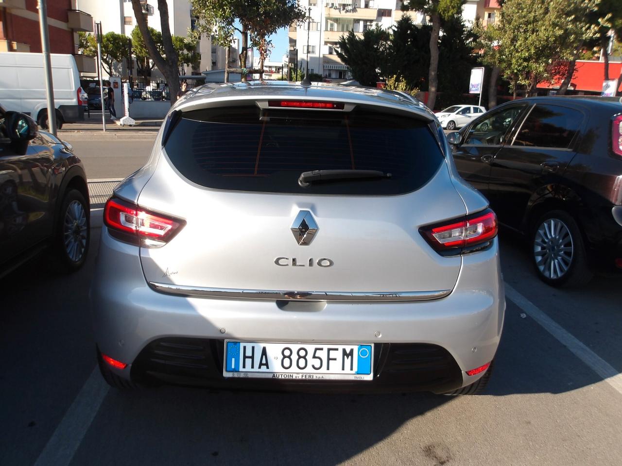 RENAULT CLIO 0.9 B/GPL(CASA MADRE)-MOSCHINO
