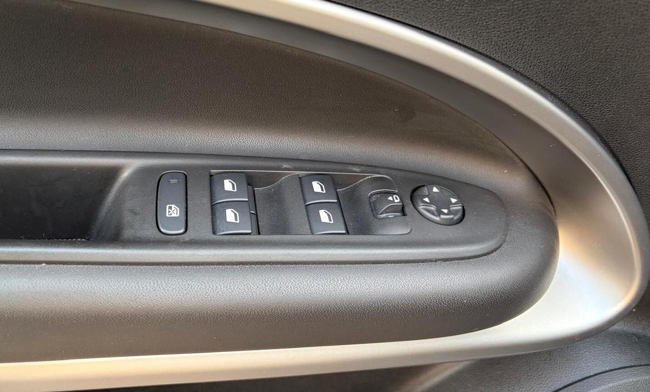 Jeep Avenger 1.2 Turbo 100 CV Summit