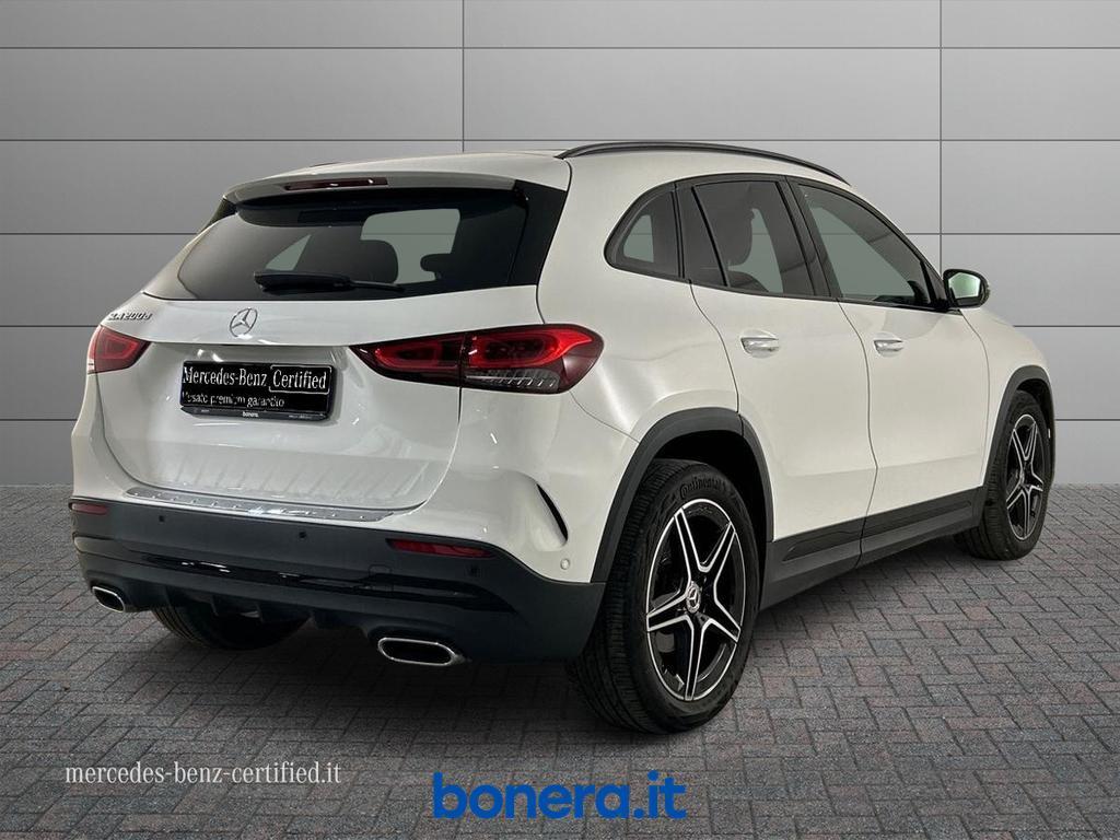 Mercedes GLA 200 200 D Premium 8G-DCT
