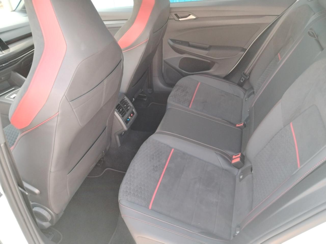 Volkswagen Golf GTI Golf 2.0 TSI GTI DSG