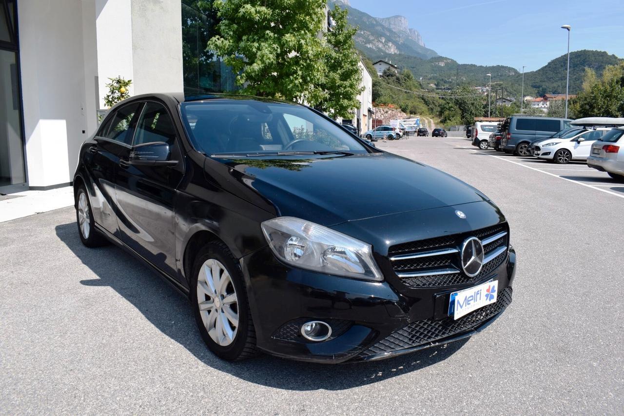 Mercedes-Benz A180d 110cv Executive 5p UNICO PROPRIETARIO!