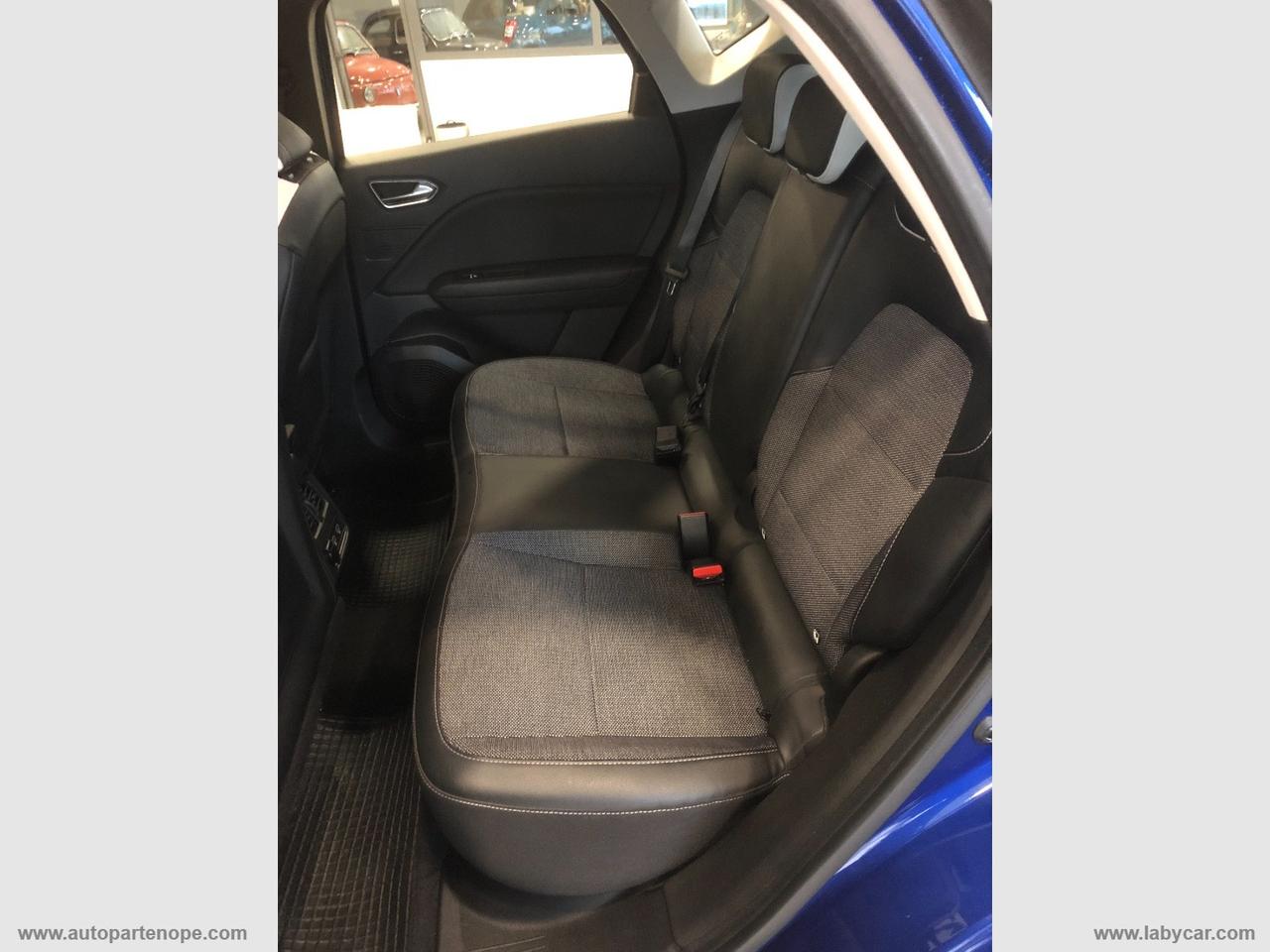 RENAULT Captur TCe 12V 100 CV Intens