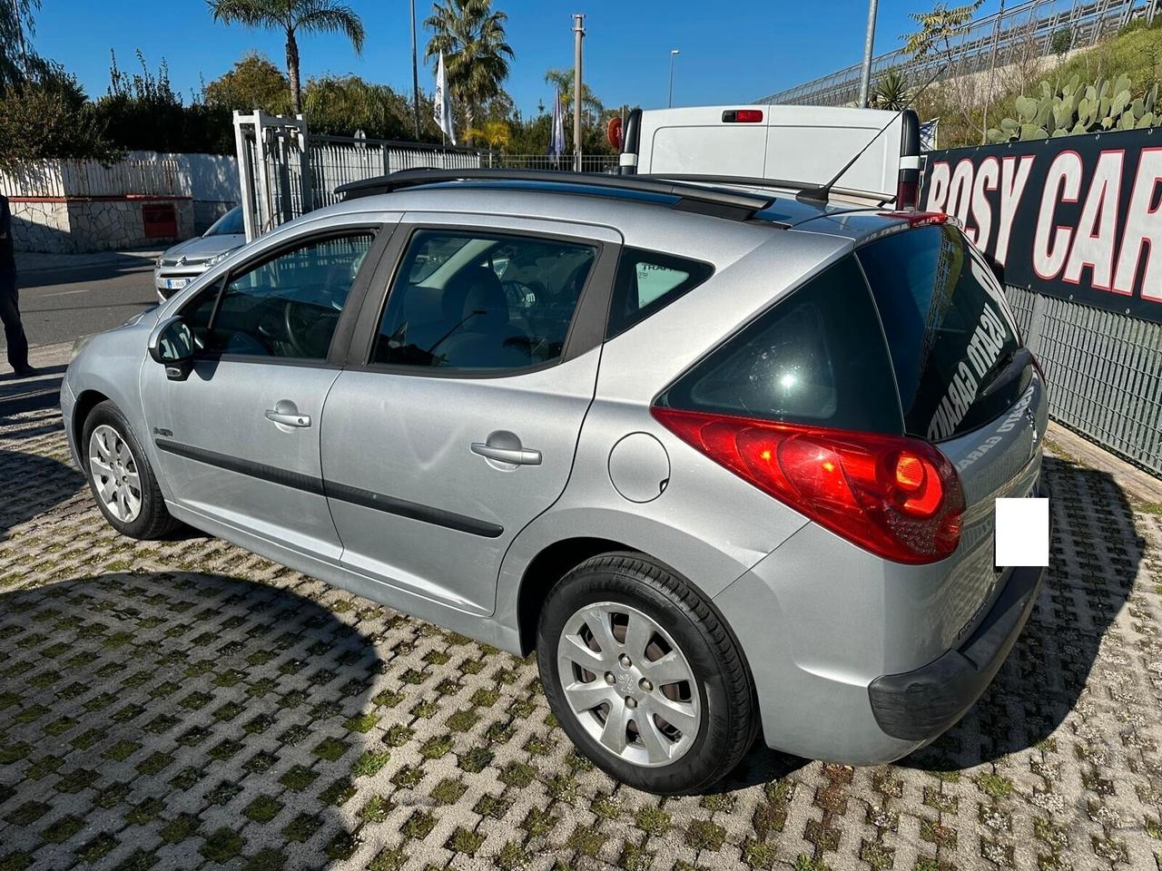 Peugeot 207 1.4 VTi 95CV SW X Line-2008