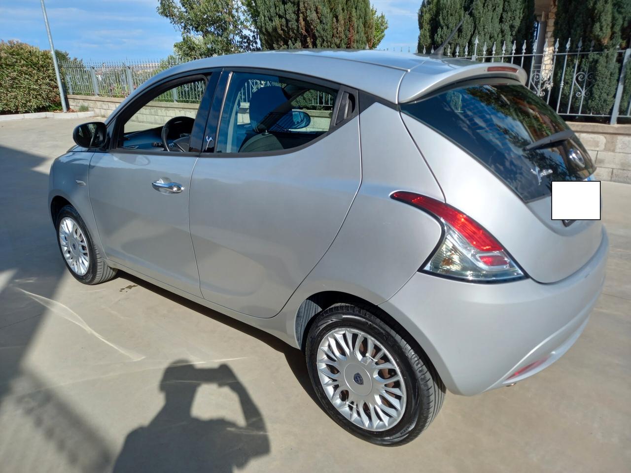 Lancia Ypsilon 1.2 69 CV 5 porte Gold