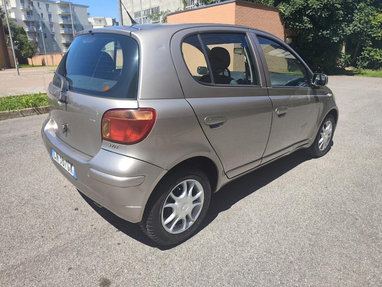 Toyota Yaris 1.0i Benz euro 4 5 porte