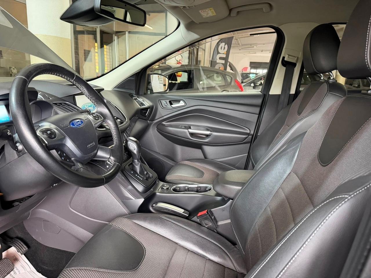 Ford Kuga 2.0 TDCI 180 CV S&S 4WD Powershift Titanium X