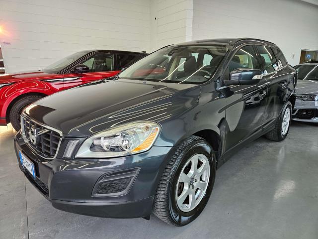 Volvo XC60 XC60 2.0 d4 (d3) Summum geartronic