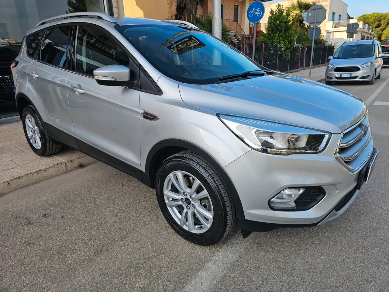 FORD KUGA 1.5 TDCI 120CV BUSINESS SPORT