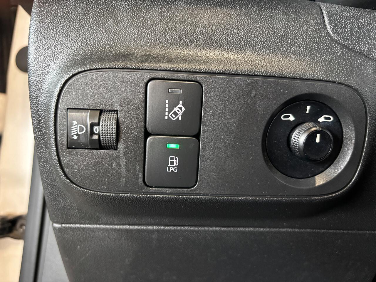 Citroen C3 1.2 GPL PureTech 60KW 82CV Feel NEOPATENTATO