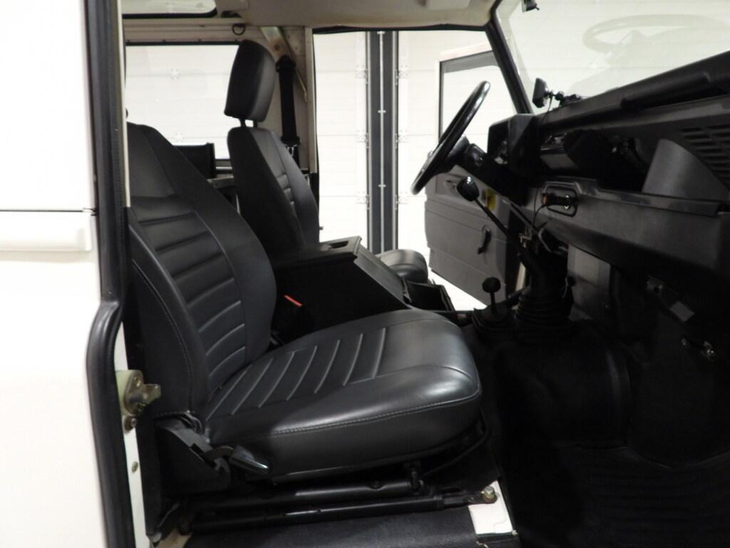 Land Rover Defender 90 Hard Top DEFENDER 90 300 Tdi