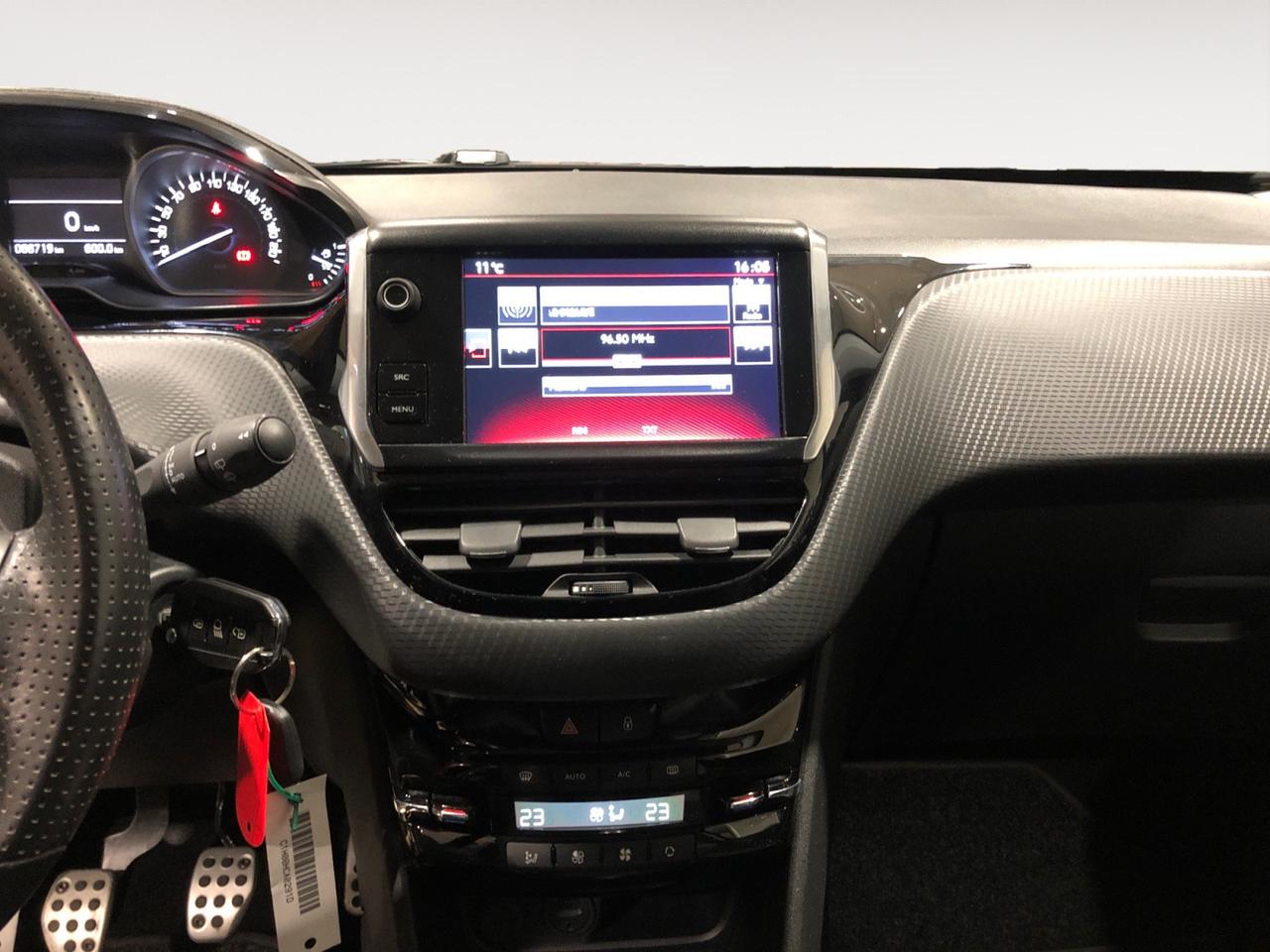 PEUGEOT 208 3p 1.6 bluehdi GT Line s&s 120cv