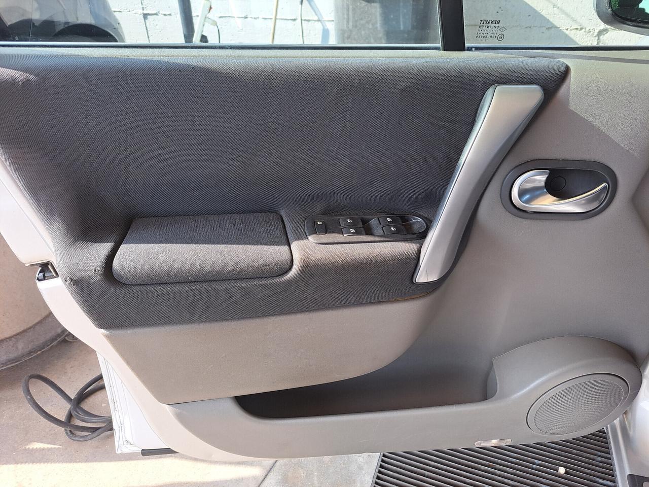 Renault Scénic 1.6 Benzina 110Cv Dynamique
