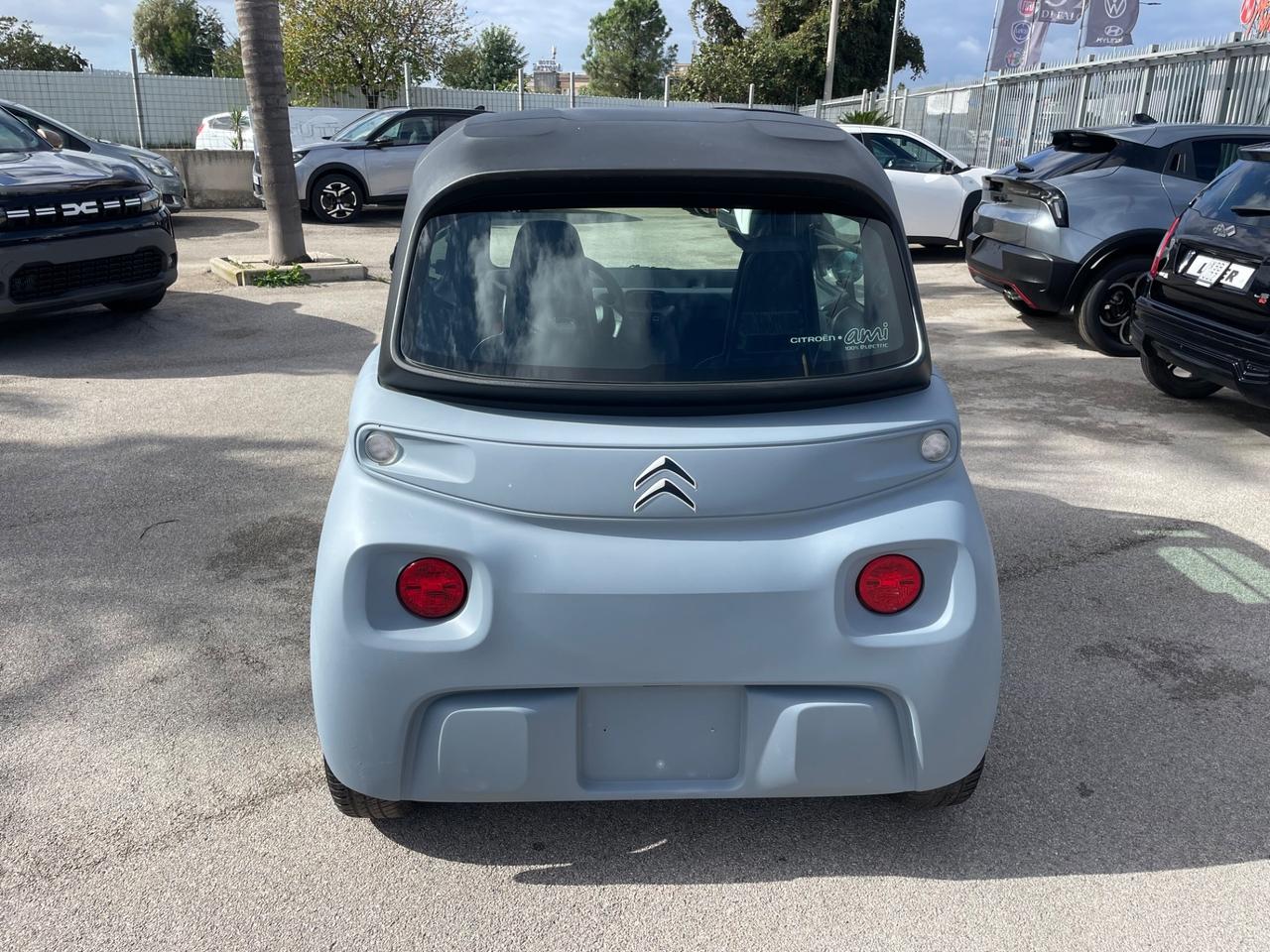 Citroen Ami si porta a 14 anni