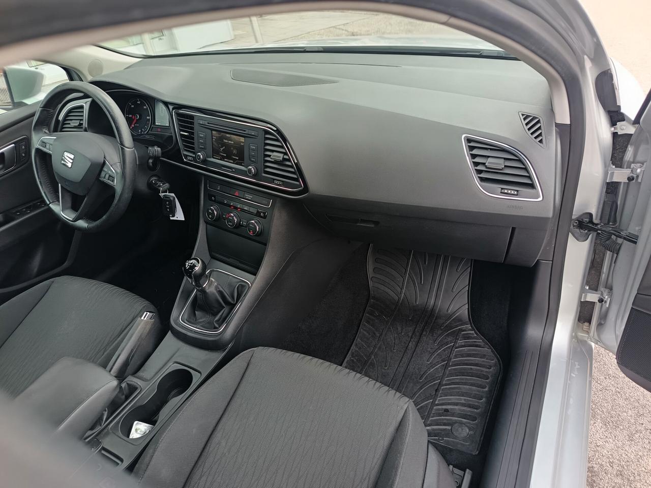 Seat Leon 1.6 TDI 2016 ok neo patente
