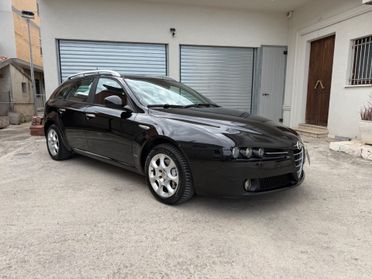 Alfa Romeo 159 1.9 JTDm 16V Sportwagon Exclusive