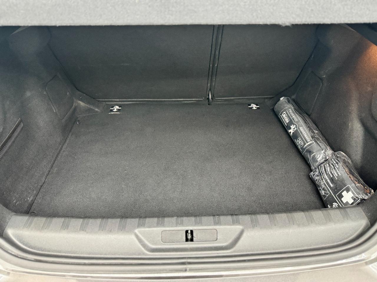 Peugeot 308 BlueHDi 100 S&S Active