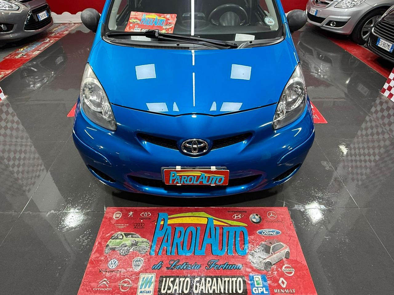 Toyota Aygo 1.0 68cv 5 porte - 2011