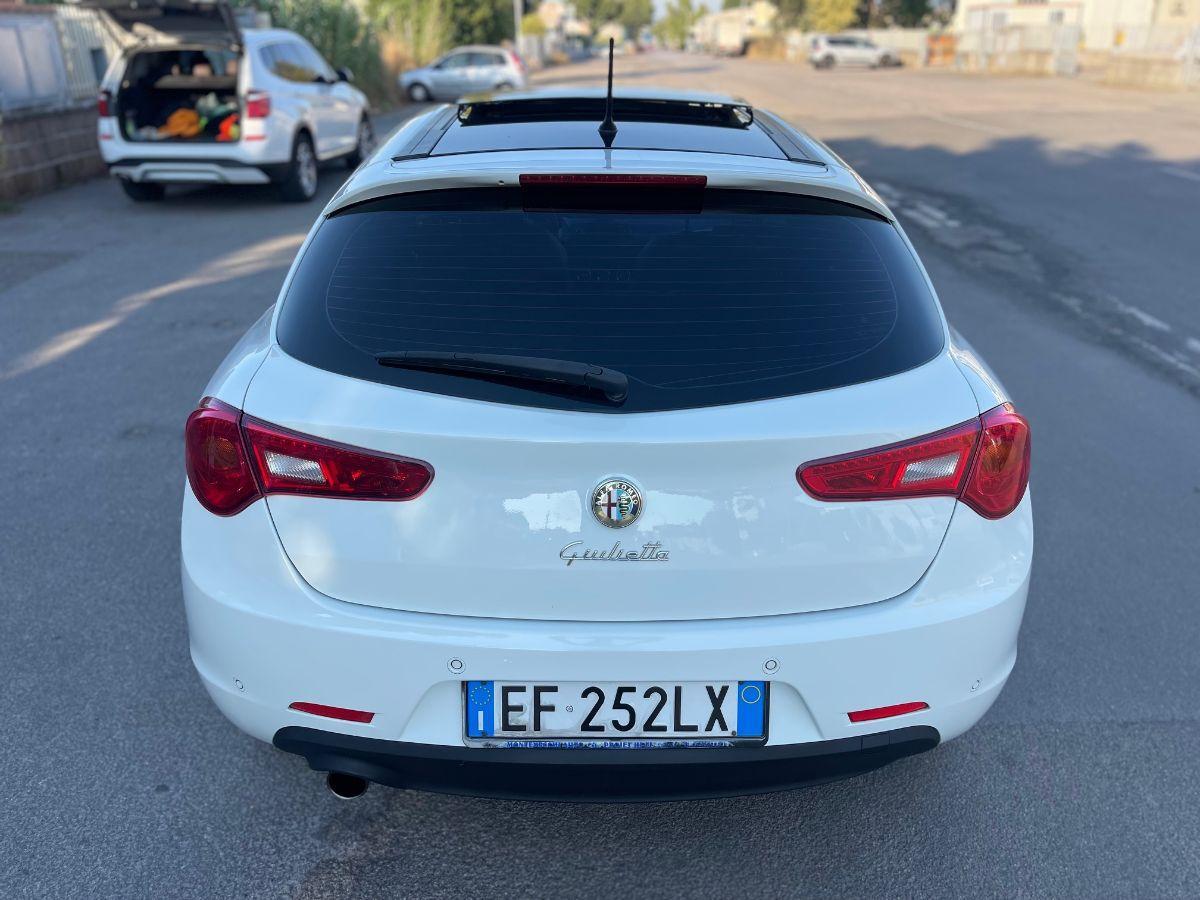 ALFA ROMEO - Giulietta - 1.4 Turbo MultiAir Distinctive
